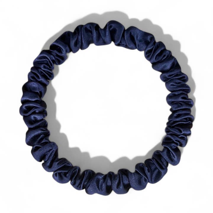 Skinny Silk Scrunchies - Azul Escuro por atacado de HoneyLux