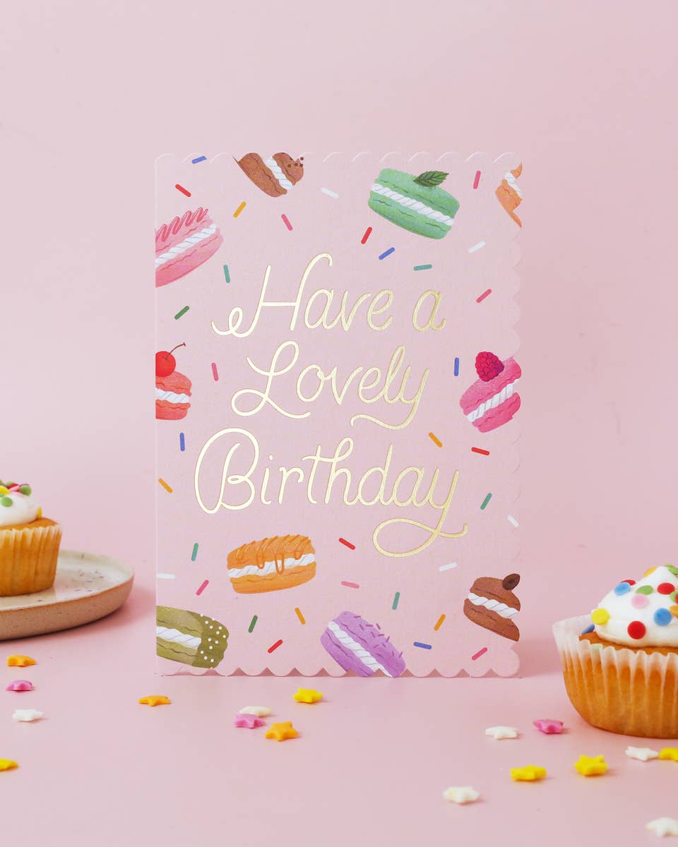 Ricicle Cards – wholesale Födelsedagskort – Födelsedagskort – Gratulationskort med Macarontårta-design1