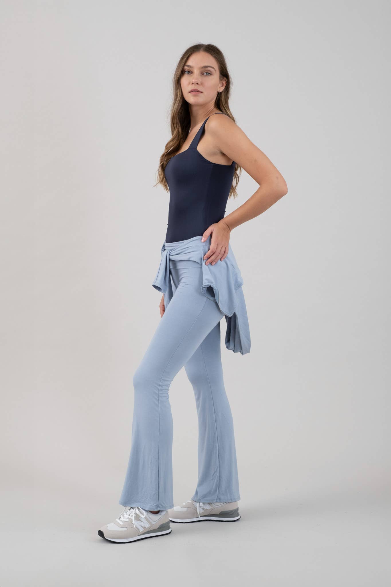 The Workshop Studio - Wholesale Knit Top - Women's - REVERSIBLE SQUARE NECK SEAMLESS CAMI2