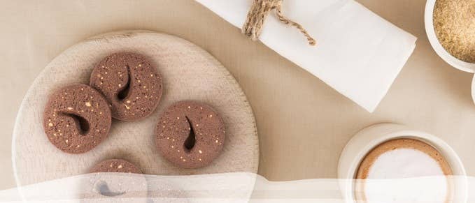 Verisani - Wholesale Cookie - Verna wheat cookies, cocoa and hazelnuts.2