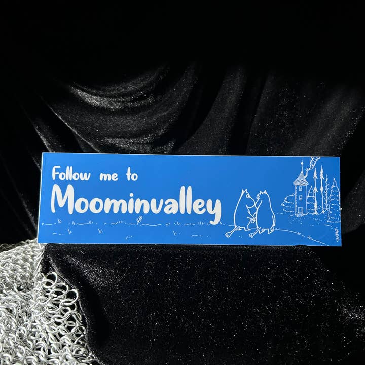 Autocollant pare-chocs 3x10" Suivez-moi jusqu'à la vallée de Moo Min pour la vente par LambRot Art