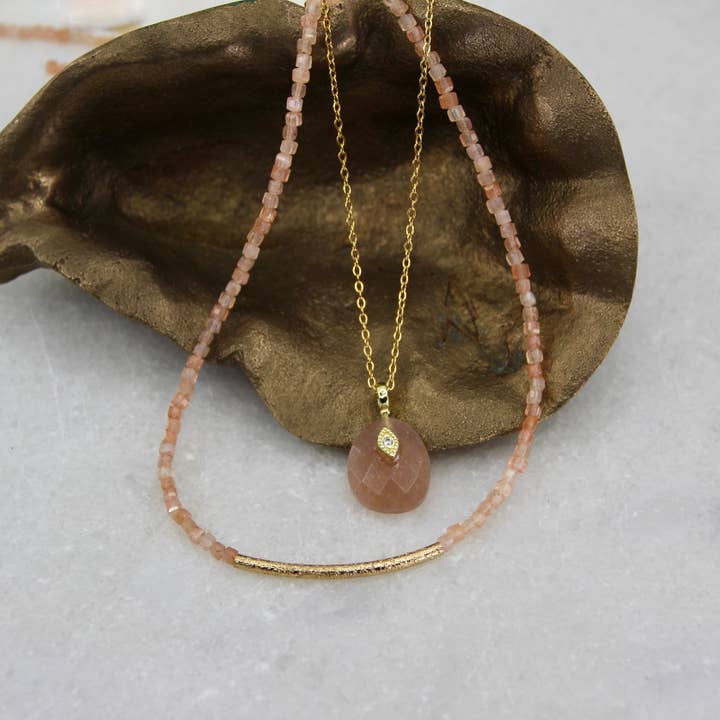 Wanderlust Fine Stone Necklace for wholesale by Veluna