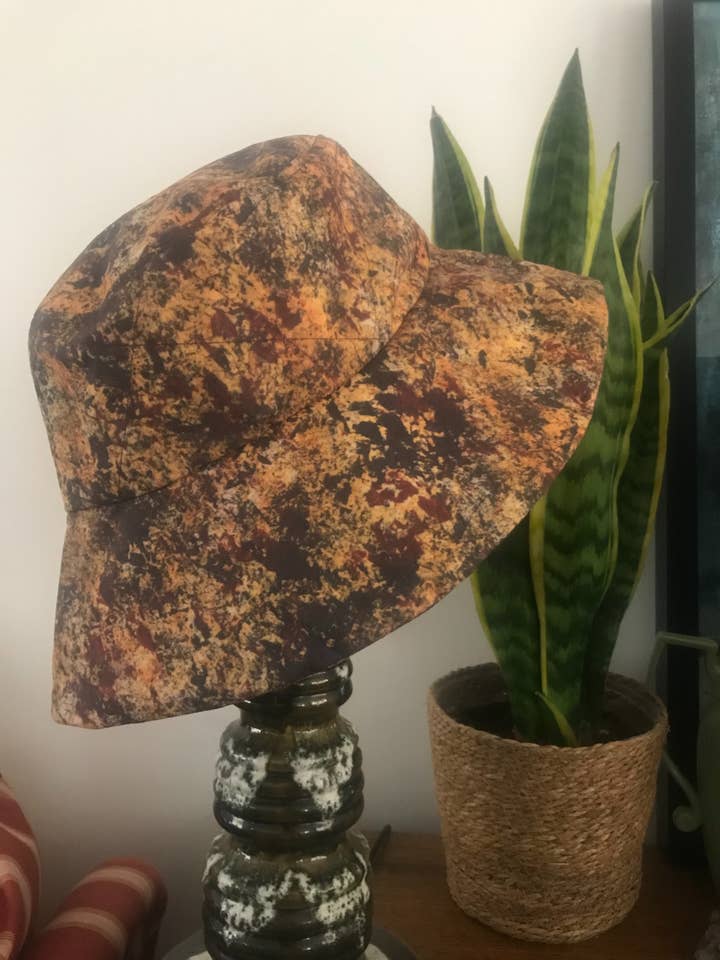 Beatrix for wholesale by ISO Studio