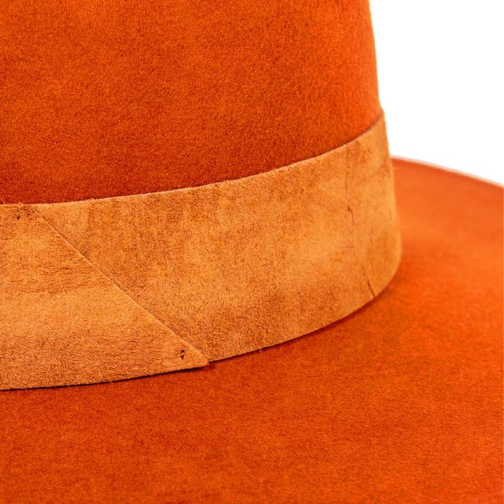 TRAVAUX EN COURS... - Wholesale Fedora - Unisex - WIDE BRIM HAT - leather braid42