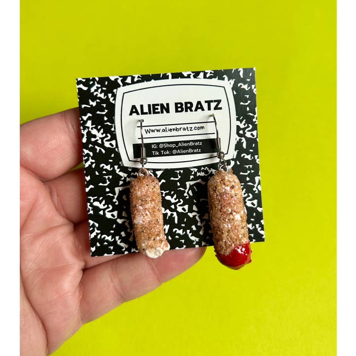 Alien Bratz – Engroshandel Hængeøreringe og creoløreringe – Mozzarella-stav øreringe Mad øreringe Ler øreringe