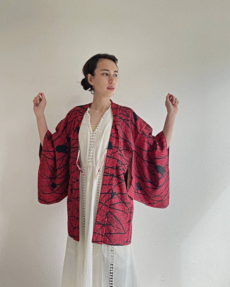 KimonoZen - Wholesale Kimono - Women's - Red and Black  Haori Kimono Jacket1