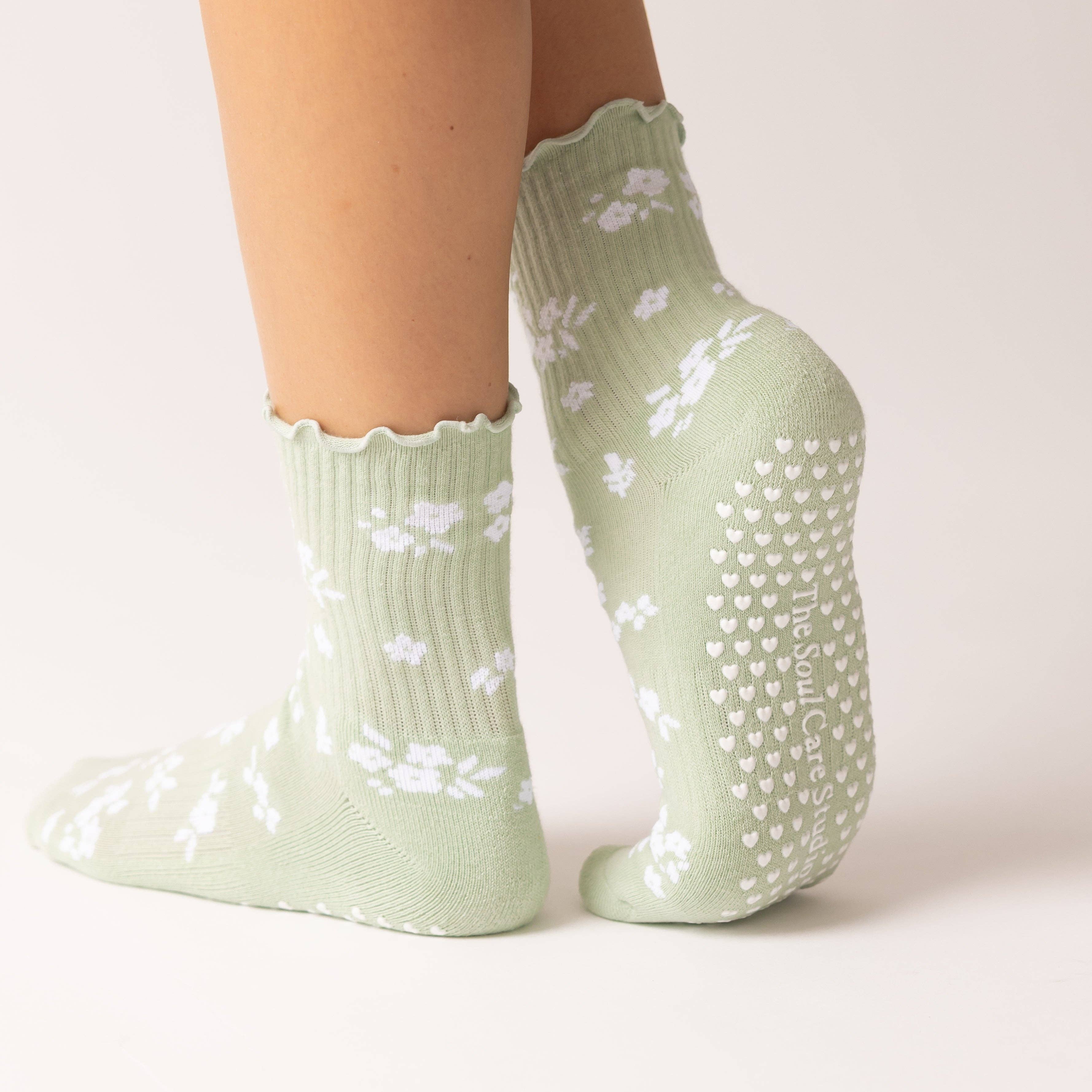 The Soul Care Club - Wholesale Socks - Women's - Wild Sage Grip Socks1