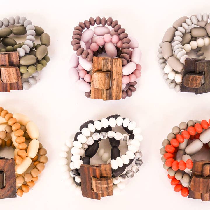 Bali Queen - Wholesale Beaded Bracelet - Resin Big Buck Bracelet