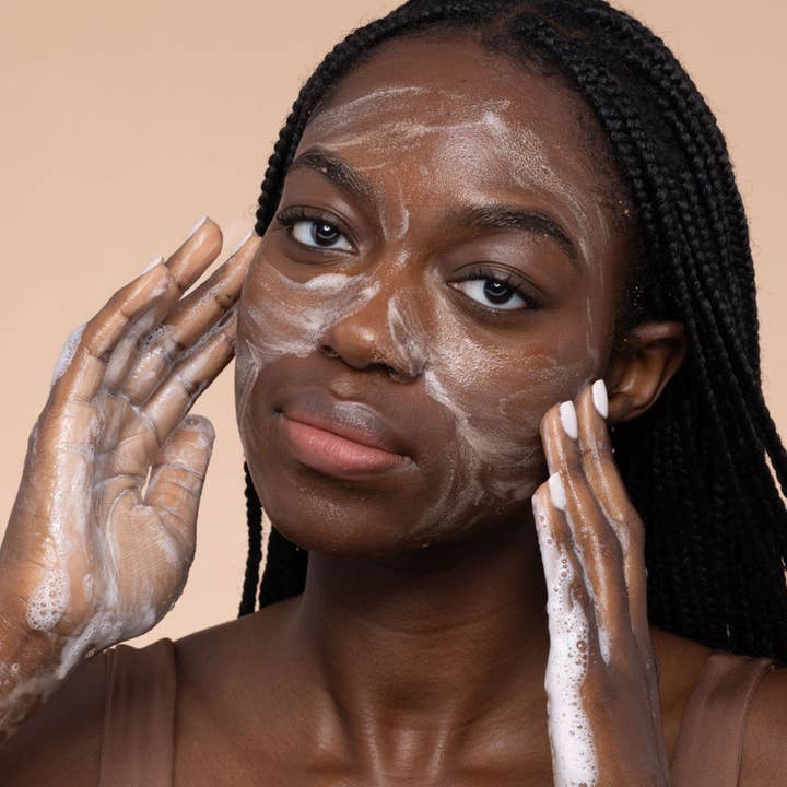 NFZD Beauty - Wholesale Facial Cleanser - Brighten + Refresh Gel Cleanser2