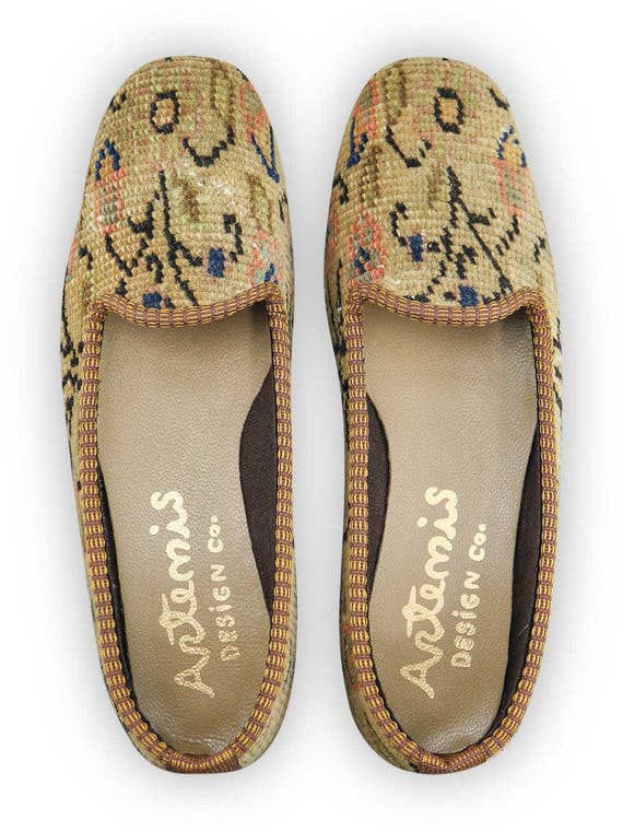 Women's Carpet Loafers - Size 8 for wholesale by Artemis Design Co.