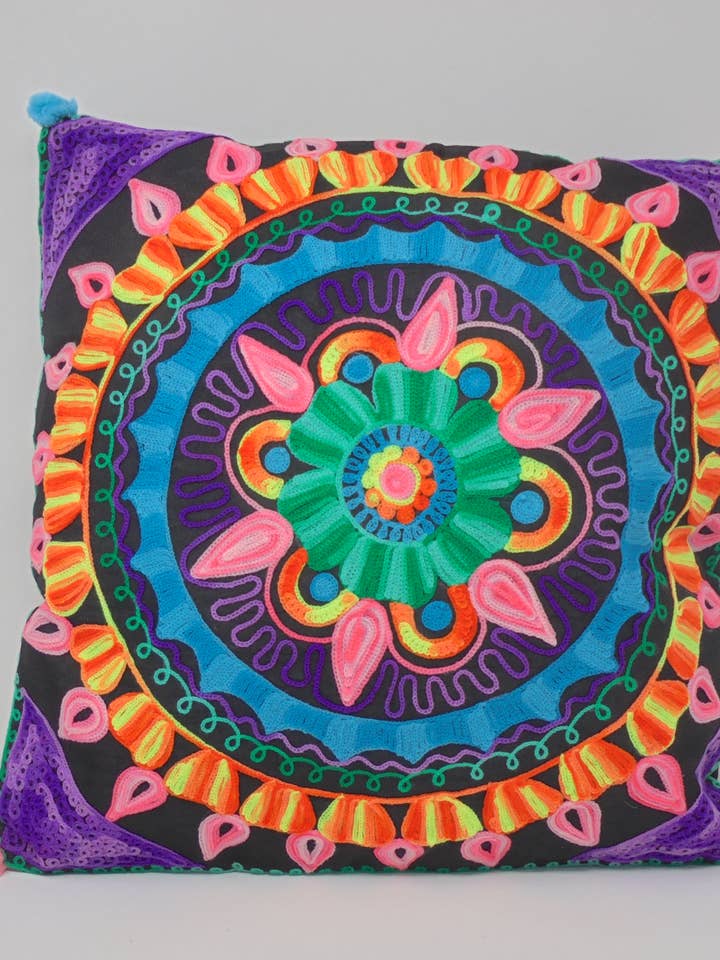 Cushion Cover Do5497-9Co for wholesale by Peace & Love (CALAO IMPORT EXPORT S.L.)