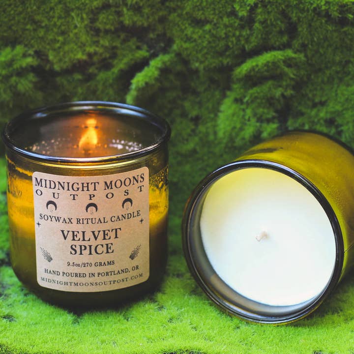 Sammetkryddljus för wholesale av Midnight Moons Outpost LLC