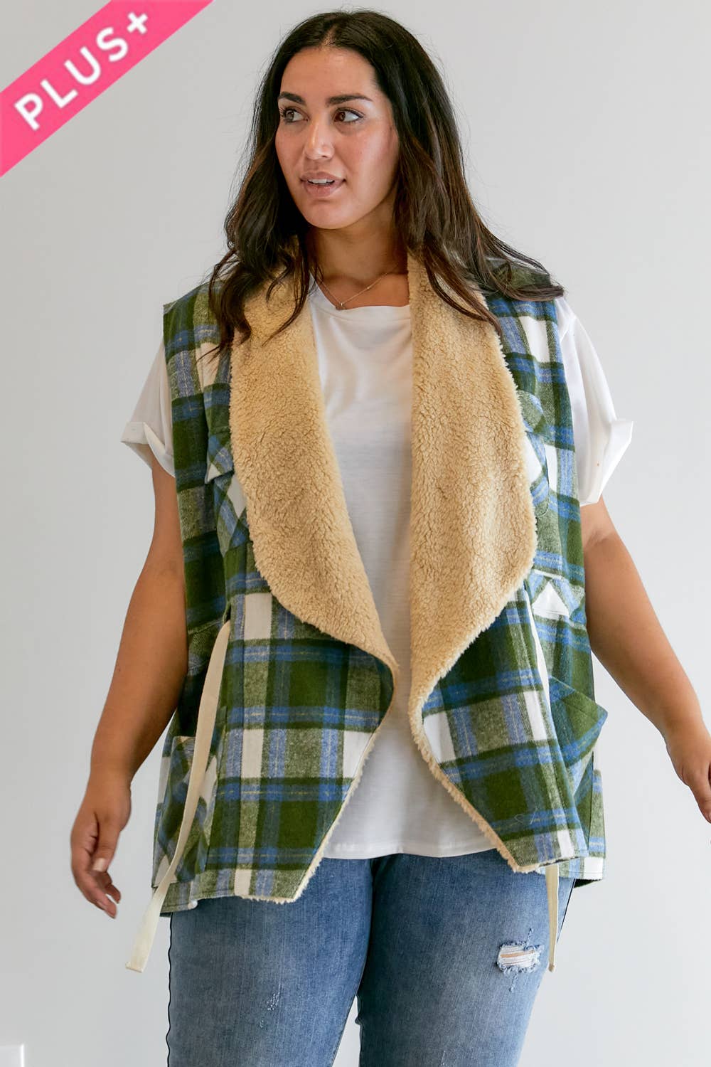 Davi & Dani - Vente Veste – femme - VESTE À MANCHES LONGUES À CARREAUX PLUS2