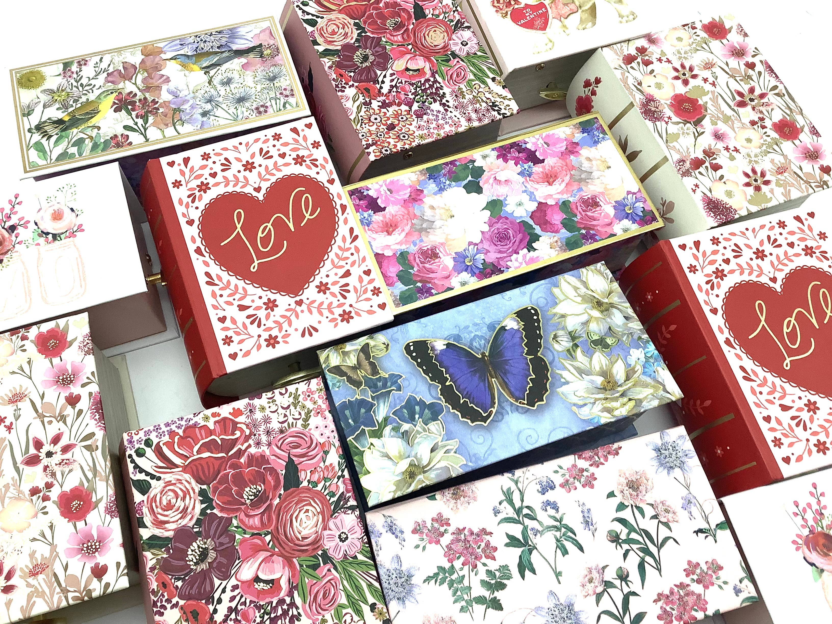 All Little Cute Things – wholesale Bar Soap – Music Box with Scented Soap Assortment4