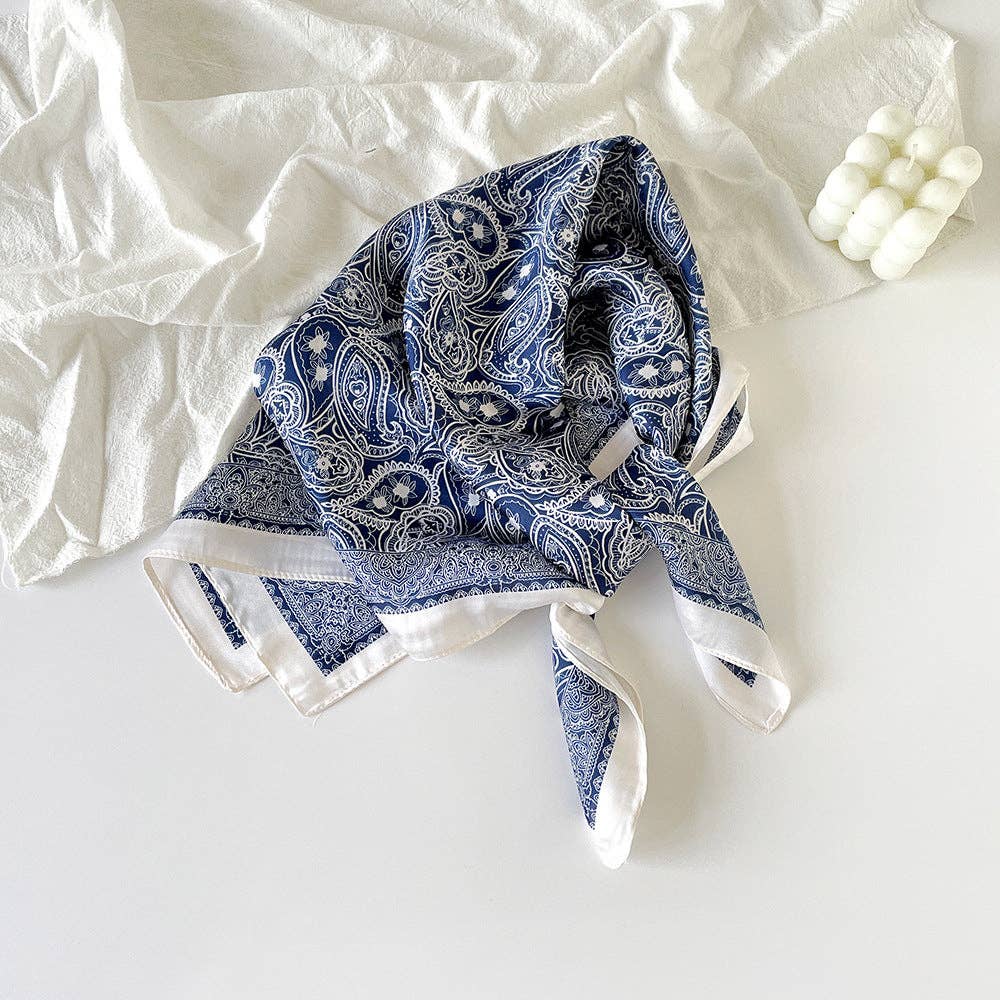 Dipped Shop - Wholesale Scarf - Women's - Vintage Paisley Pattern Square Satin Scarf DP25E6055