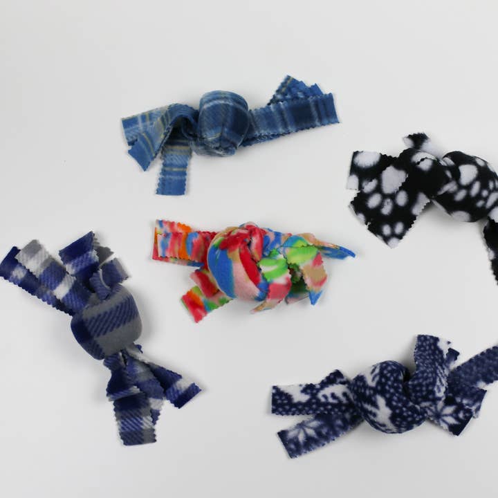 Bulk Catnip Knots (6) for wholesale by Pets Pizzazz