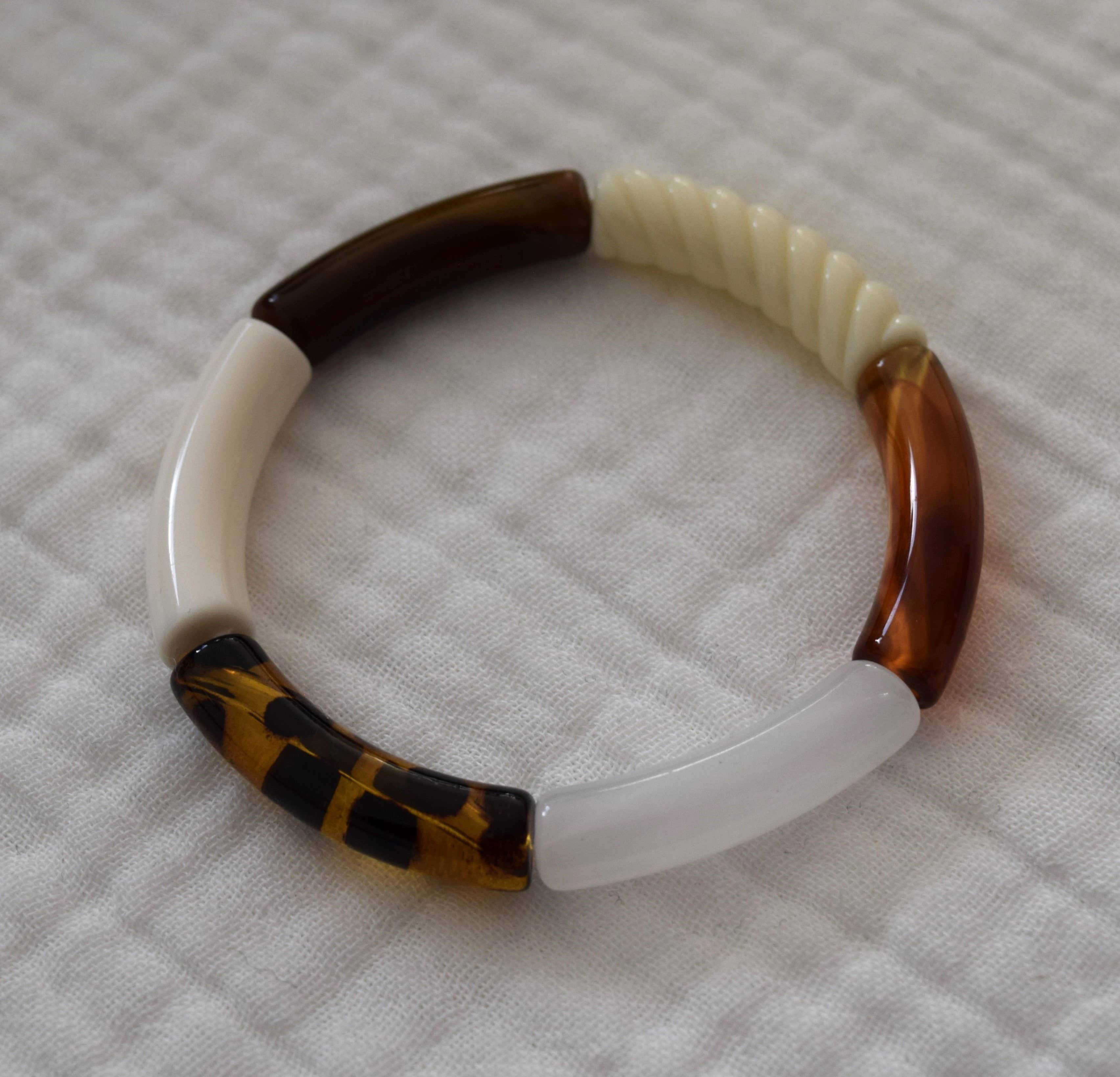 Manacreations – Pulseira de missangas por atacado – Pulseiras elásticas com canos curvos em tons bege e écru6