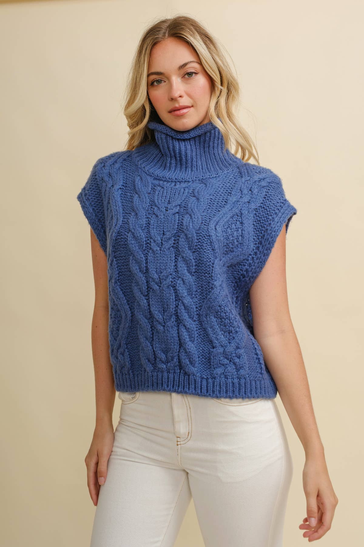 Cloud Ten – Engroshandel Pullover - Dame – CSW1001K - KABELSTRIKKET RULLEKRAVE SWEATER4