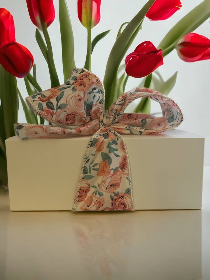 Set regalo trio di candele per la festa della mamma, candela in cera di soia, regalo per la decorazione della casa per la vendita all'ingrosso da parte di White Pine Soap Company