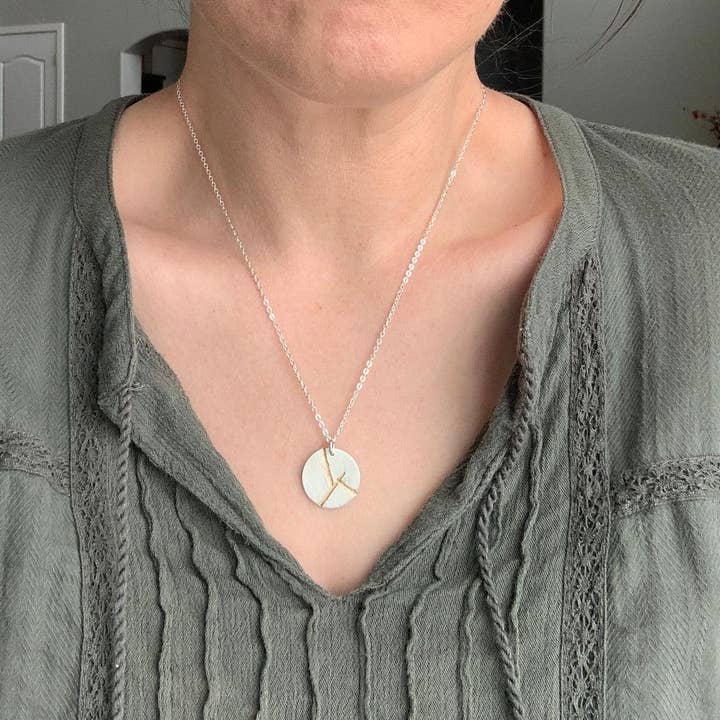Graceful Sage – wholesale Pendant/charm necklace – Kintsugi Necklace for Women, mini dainty kintsugi jewelry