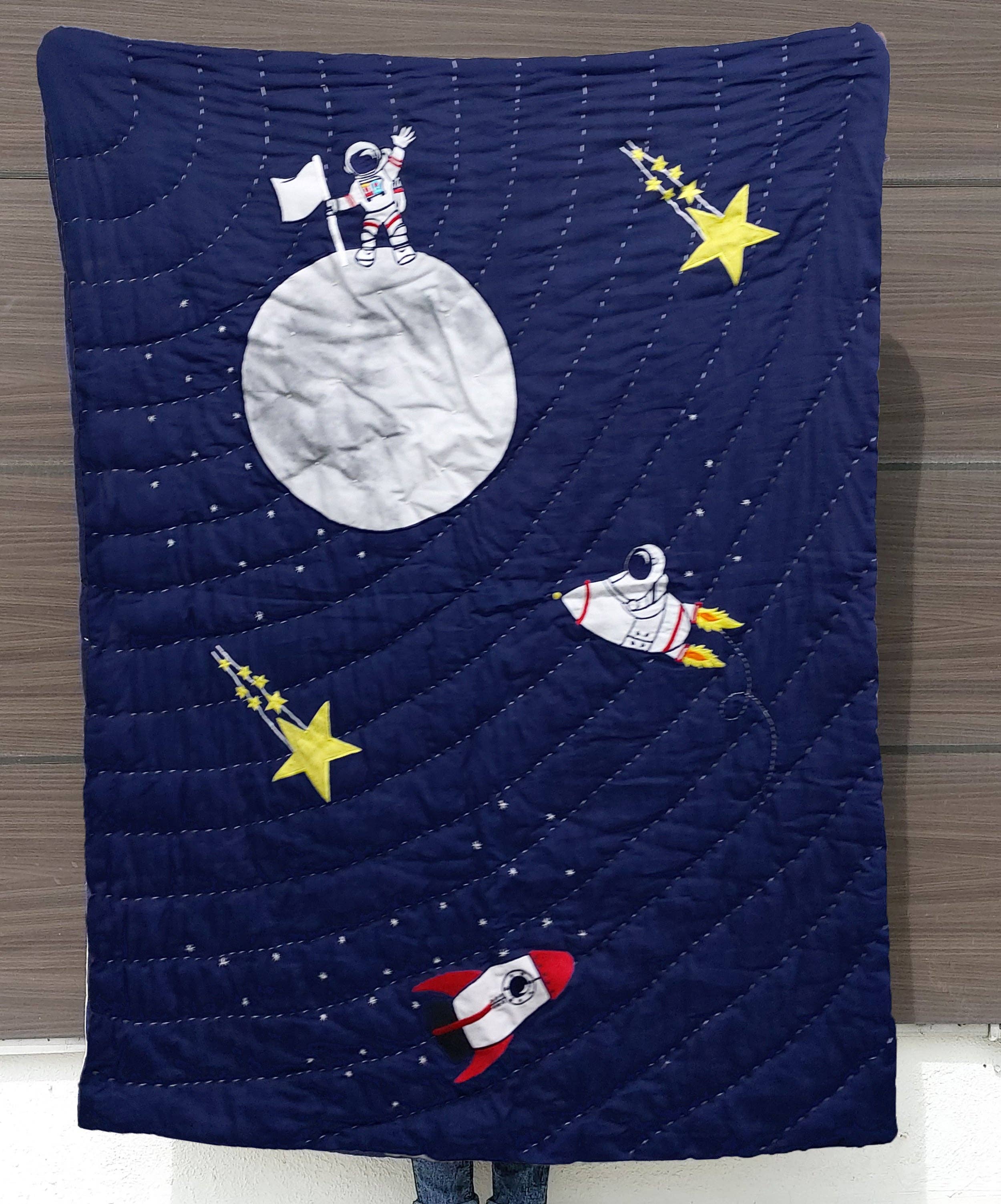 Amore Beauté - Venta al por mayor Edredones acolchados - Niños y bebés - Colcha espacial, colcha de astronauta, ropa de cama para niños pequeños con funda