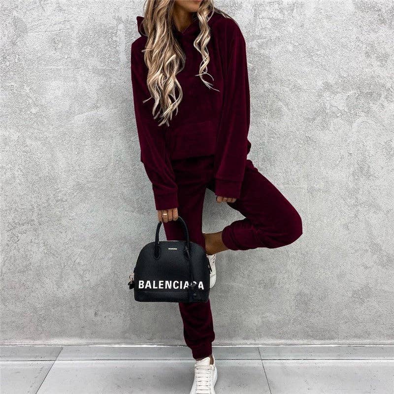 UZ Wholesale Store - Vente Ensemble de vêtements d'intérieur – femme - Ensemble de sweat à capuche et pantalon de survêtement uni7