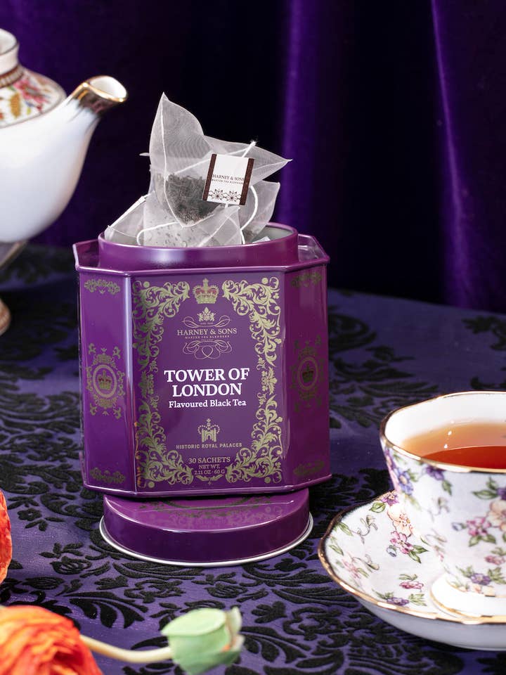 Tower of London Blend, HRP Tin of 30 Sachets for wholesale by Harney & Sons Fine Teas
