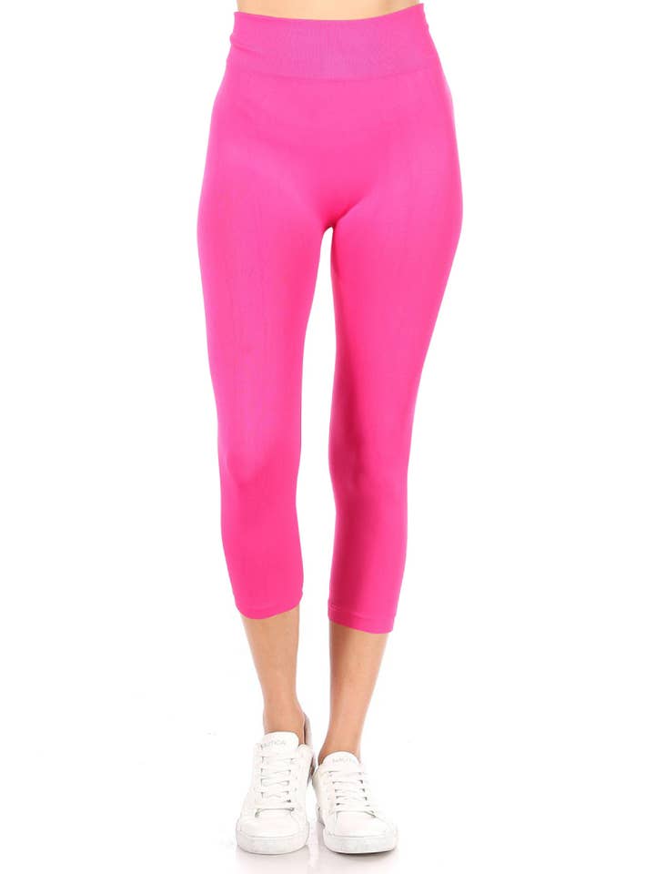 MOA COLLECTION - Wholesale Athletic/Lounge Leggings - Women's - Women's Casual Solid Seamless Capri Leggings3