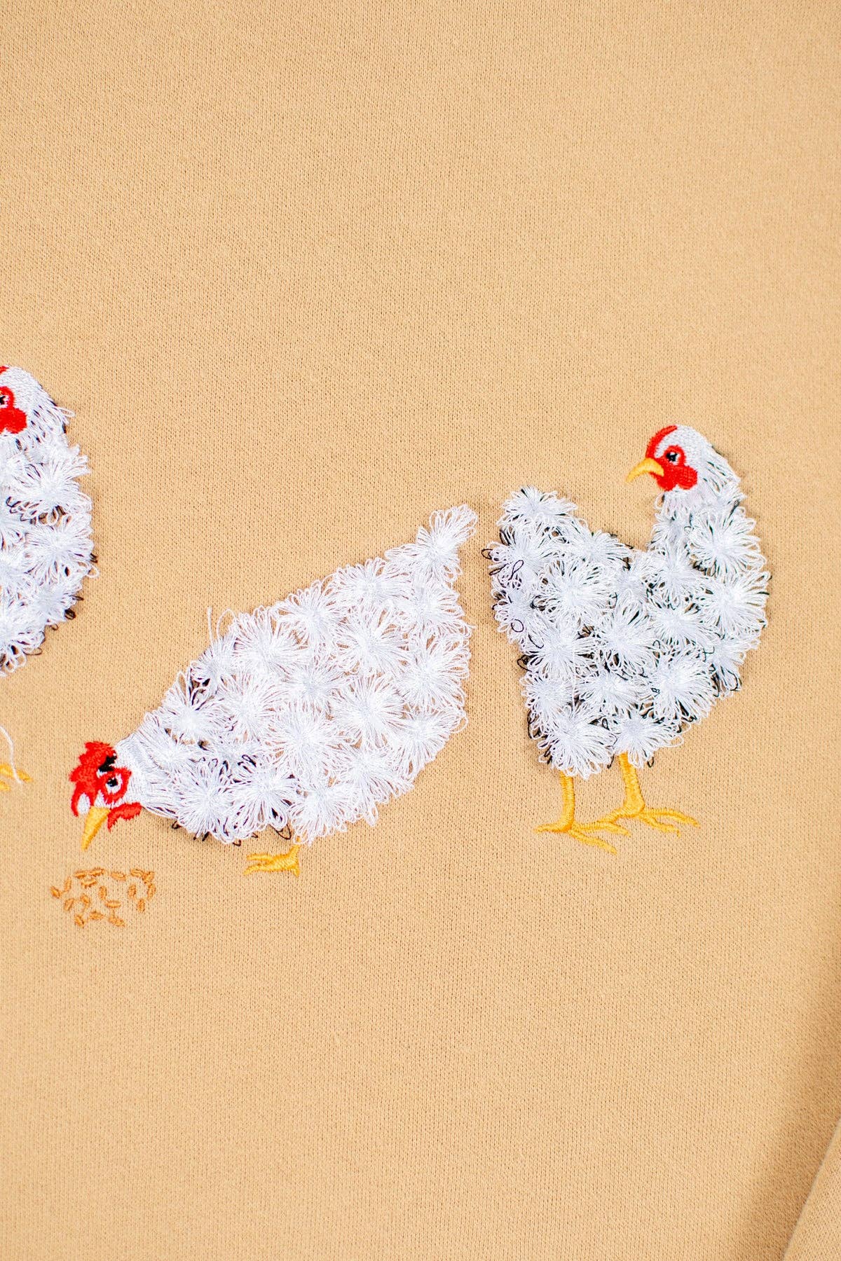 American Farm Company - Wholesale Sweatshirt - Women's - Fluffy White Chicken Tan Women's Soft Crewneck3