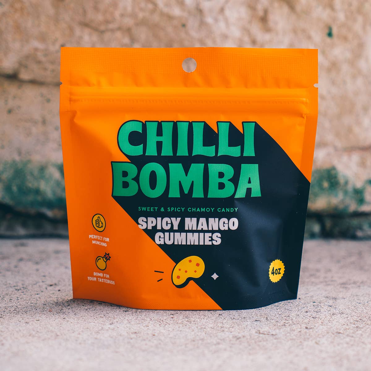 Chilli Bomba - Wholesale Gummy - Chilli Bomba Spicy Mango Chili Chamoy Candy 4oz /12ct
