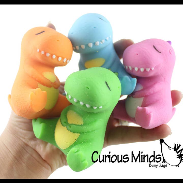 Curious Minds Toys - Wholesale Knijpbal - Kinderen en baby - 1 zachte crèmekleurige stressbal met dinosaurus gevuld met honden - Squishy Gooe11