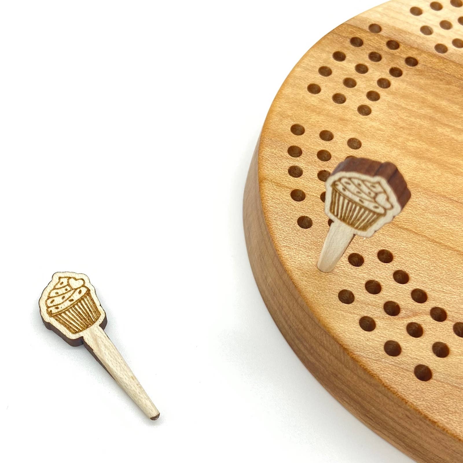 Cast & Carve - Venta al por mayor Juegos de mesa - Pinzas para cribbage, diseño de vida silvestre y cualquier diseño personalizado25