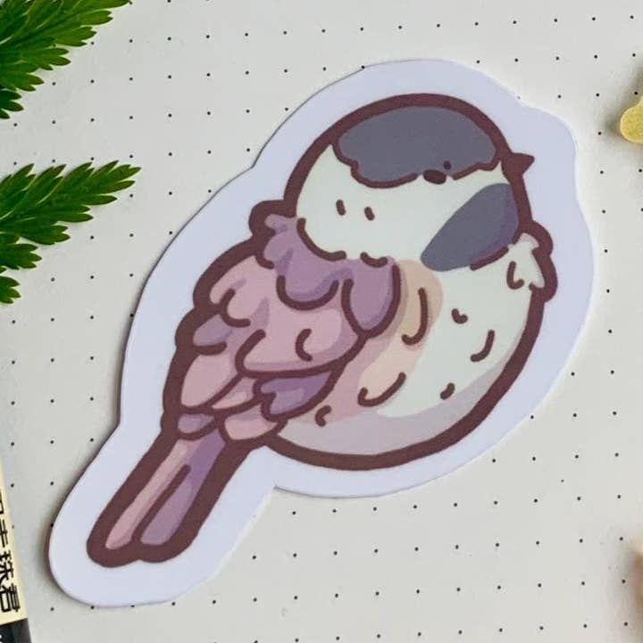 Autocollant résistant à l'eau Mésange Grincheuse pour la vente par Mischief Mori