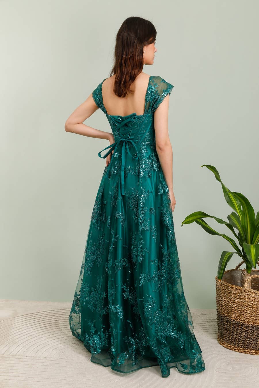 Les Voiliers - Wholesale Gown - Women's - Emerald green sequined long evening dress3