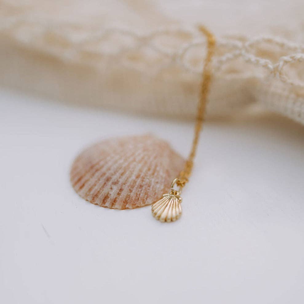Mauve Jewelry Co. - Wholesale Pendant/Charm Necklace - Sea Shell Necklace2