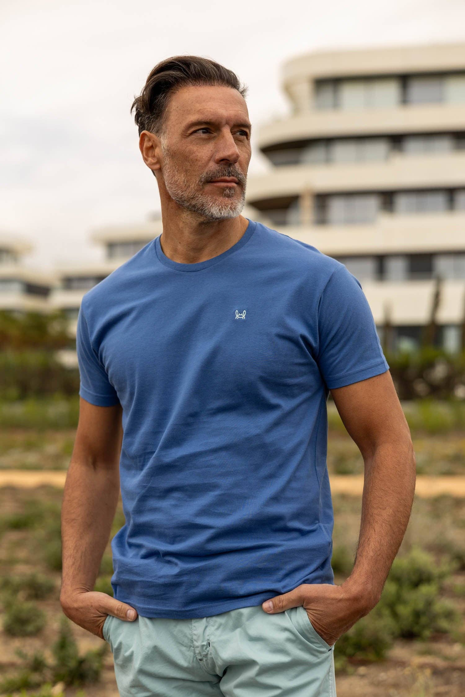 Custi Mikelo: Men's Clothing & Christmas Gifts - Wholesale T-Shirt - Men's - Medium Blue Basic T-Shirt