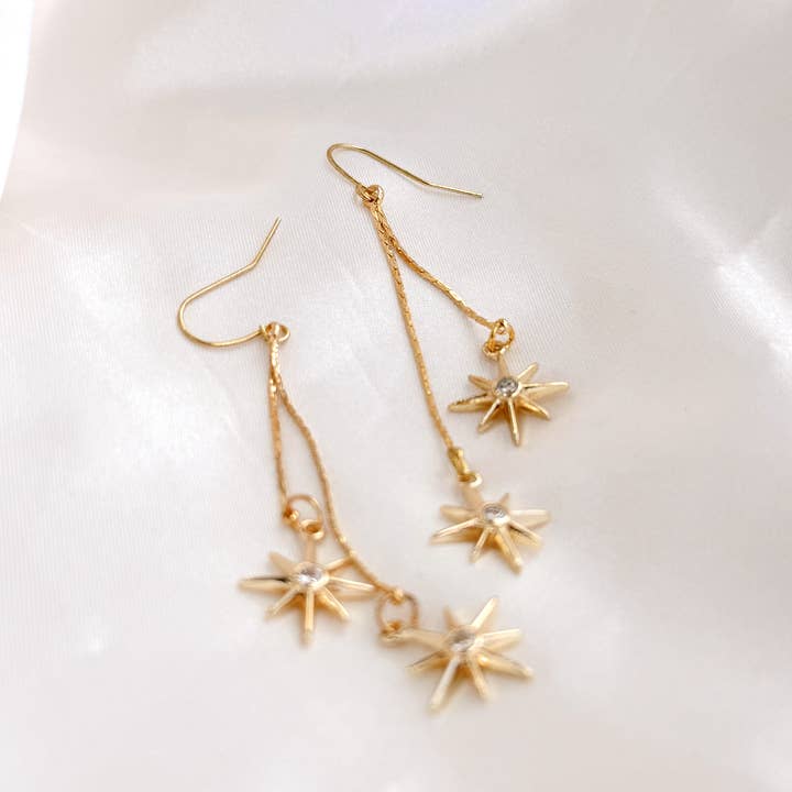 Golden Hour Designs – Brincos de argola por atacado – Gotas Esteladas Estreladas - Hipoalergénicas, Celestiais, Modernas4