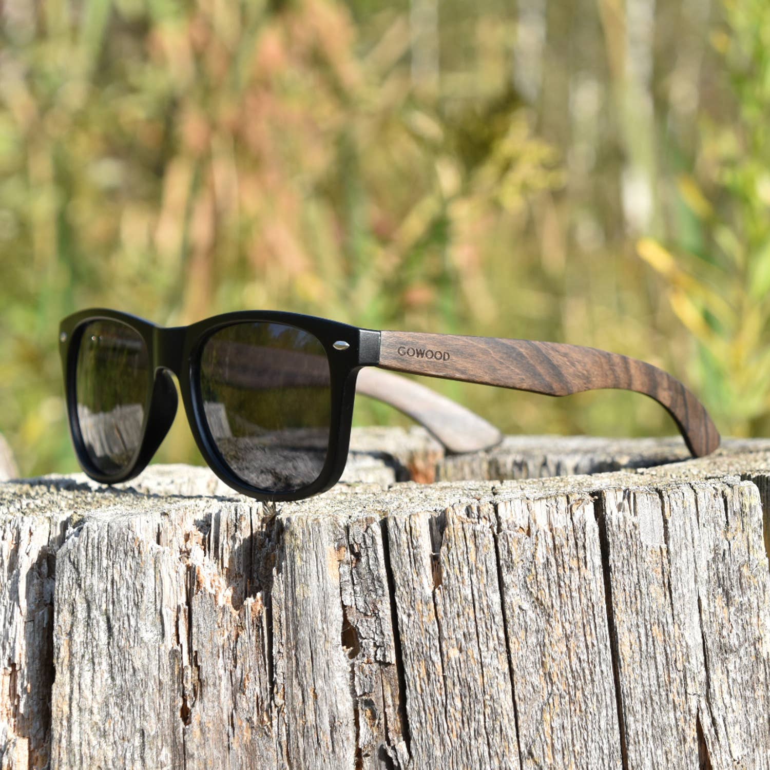 GOWOOD - Wholesale Sunglasses - Unisex - Ebony Wood Sunglasses with Black Polarized Lenses7