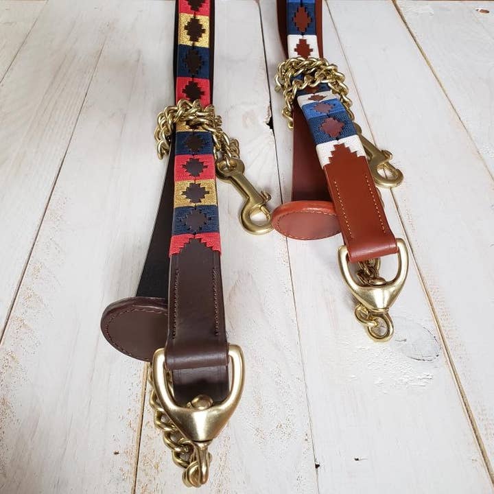 Le polo Lead Shank pour la vente par Pup & Pony Co.