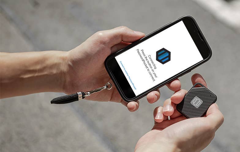 WAVEMOTION - Wholesale USB Flash Drive - Physical password manager to store your credentials4