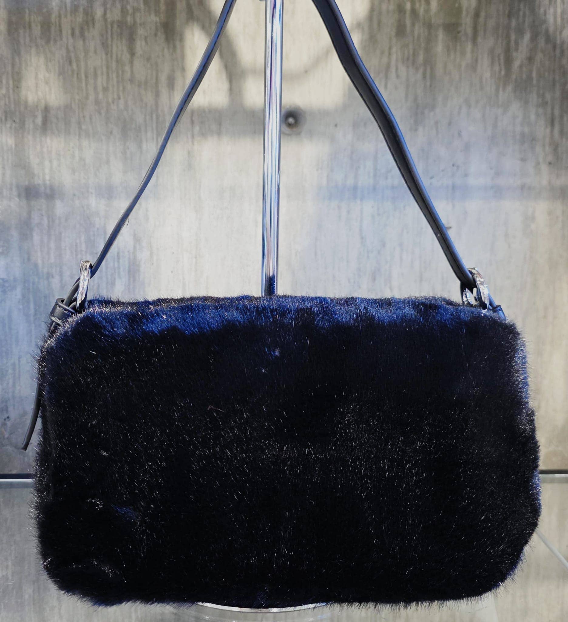 Oblige by G - Vente Sac porté épaule – femme - Sac à bandoulière en fausse fourrure 6164713