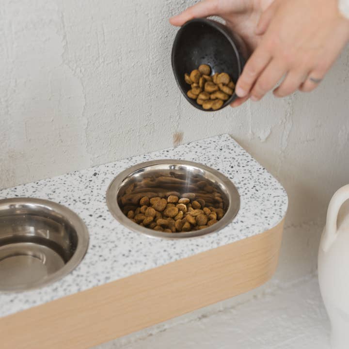 ValiaiDesign - Wholesale Pet Bowl - Cat/Dog - Waterproof dog feeder, Solid stone mounted dog bowl stand