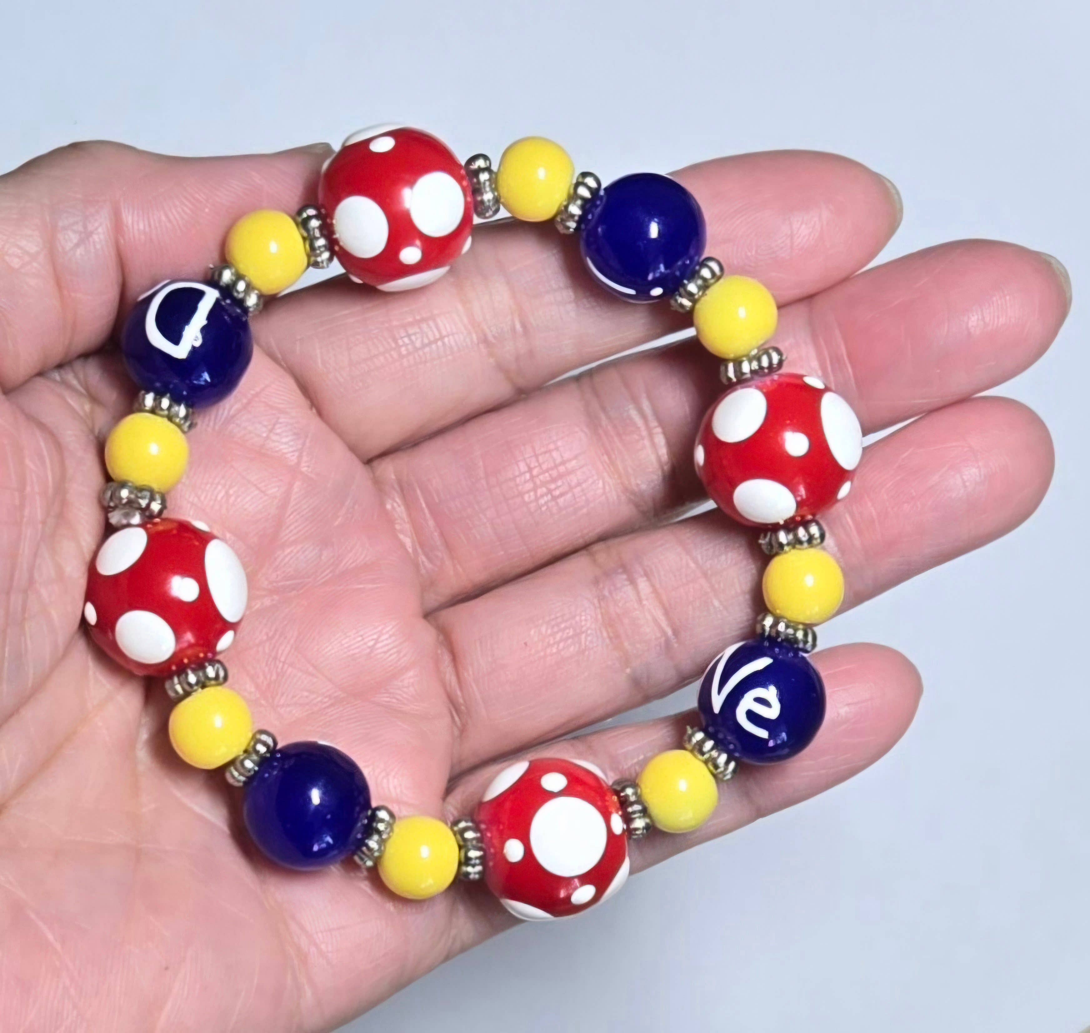 Fiona Accessories - Venta al por mayor Juegos de joyas - Rosie the Riveter Jewelry collar con cuentas pulsera pendientes6