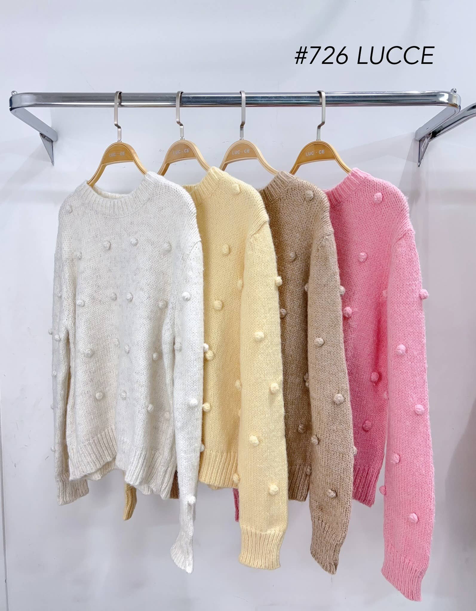 LUCCE - Wholesale Knit Sweater - Women's - Sweater with tassels - PU7263