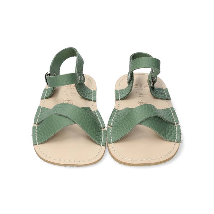 Barfodet krydsskovlsandal til kvinder i grøn farve for engroshandel hos Ria Menorca