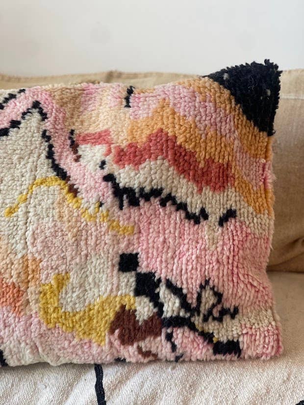 NOMAD BY LIV - Wholesale Throw Pillow Cover - Handmade Boujad Cushion cover soft color – 60 x 40 cm, wool1