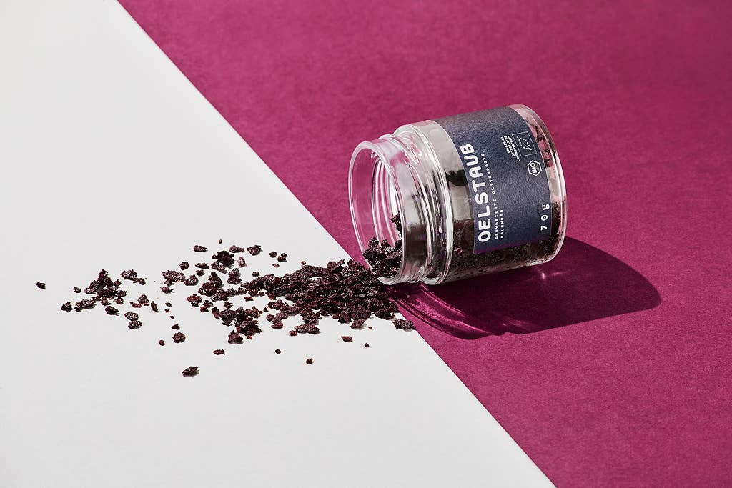 O.E.L. - Thalassa GmbH & Co. KG – Großhandel Gewürzmischungen – OELstaub Kalamata 70 g - Flocken aus Bio Oliven zum Würzen2