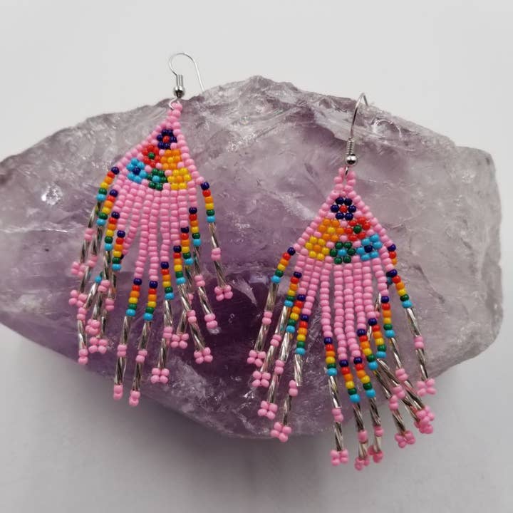 Boucles d'oreilles frange en perles de rocaille faites à la main - Bohème pour la vente par magnolia jewelry