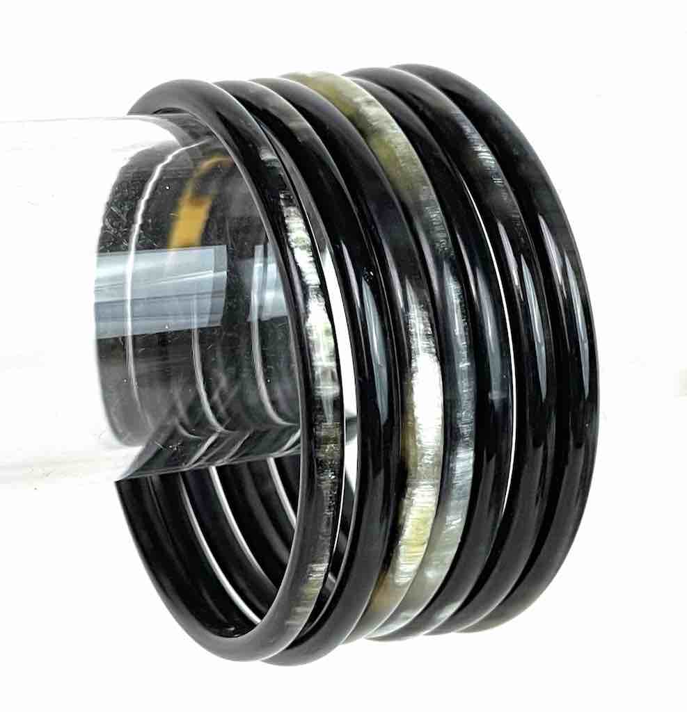 The Niger Bend - Wholesale Bangle Bracelet - Thin African cow horn bangle, 2 shades, 2 shapes3