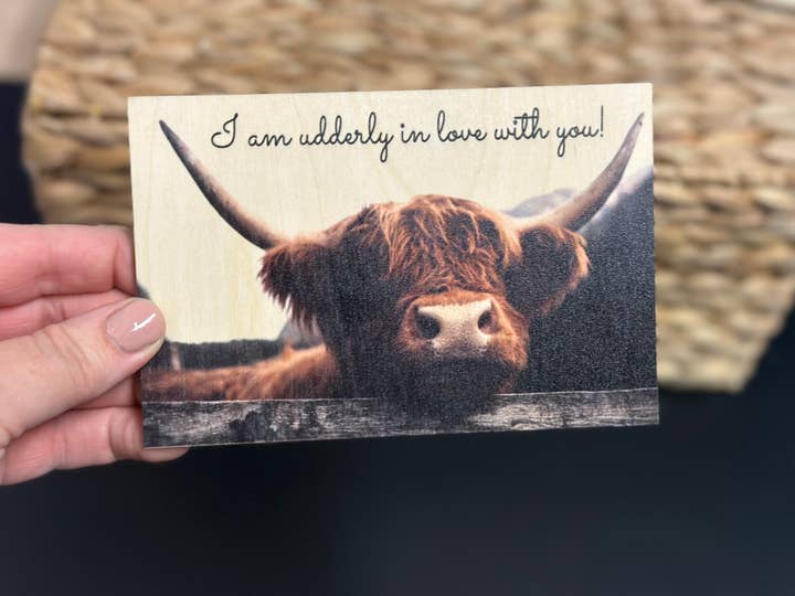 Udderly In Love houten wenskaart voor wholesale door Teele and Co.